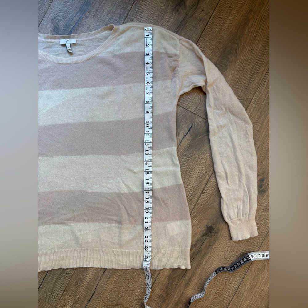 Joie Cashmere Beige Cream Pink Striped Sweater Size Large - Picture 9 of 11